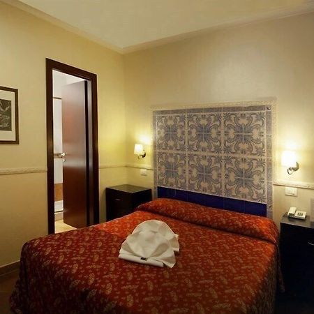 Hotel Picasso Рим Екстер'єр фото