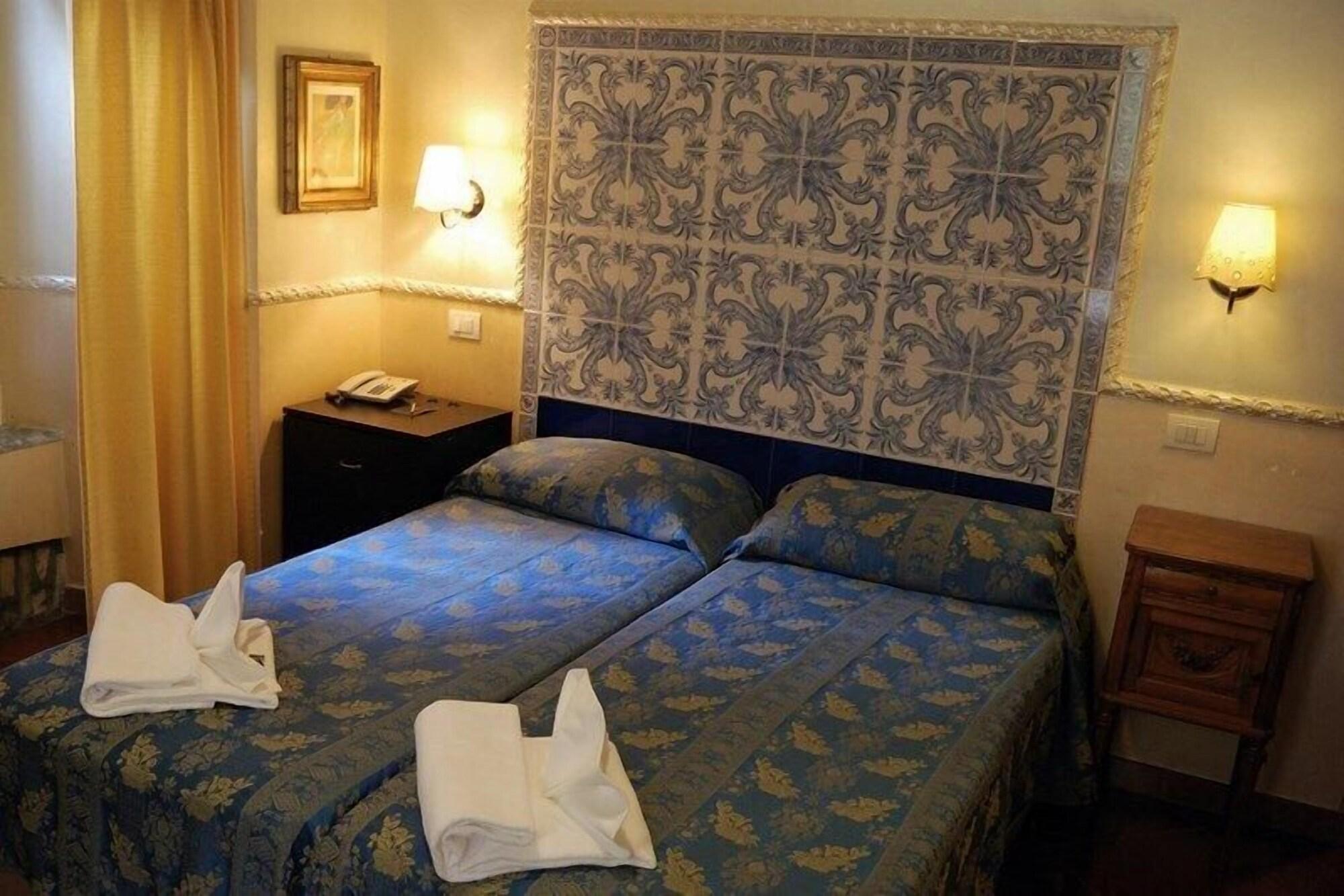 Hotel Picasso Рим Екстер'єр фото