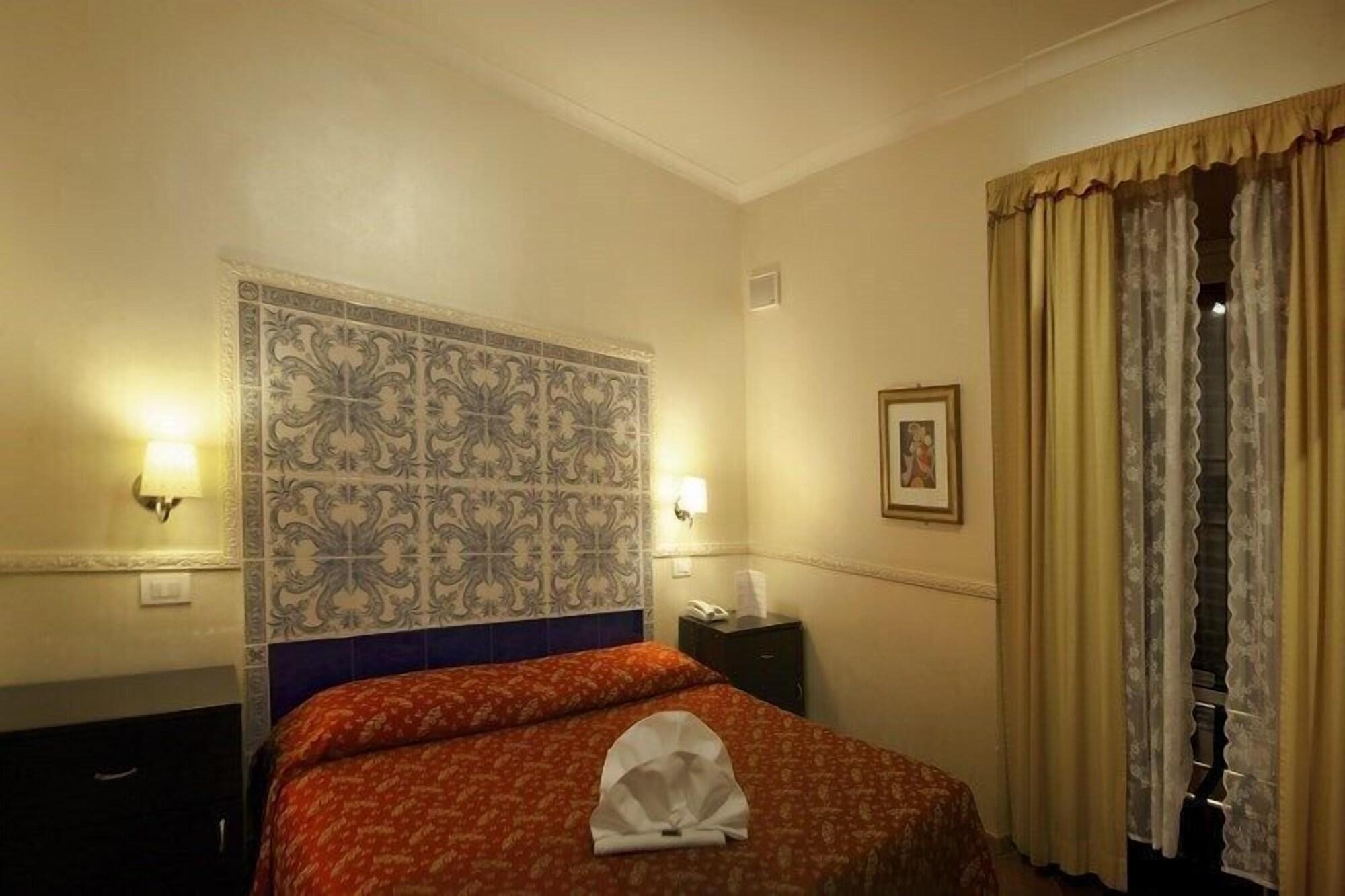 Hotel Picasso Рим Екстер'єр фото