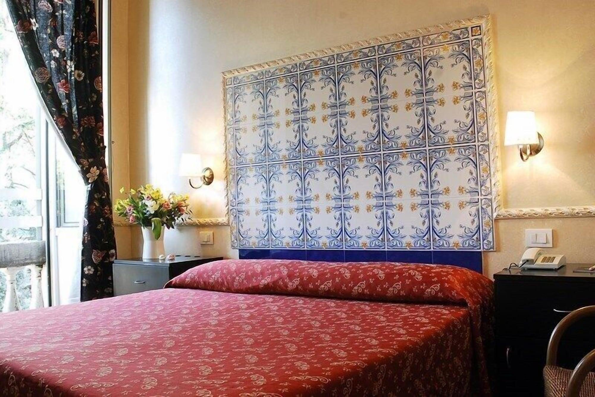 Hotel Picasso Рим Екстер'єр фото