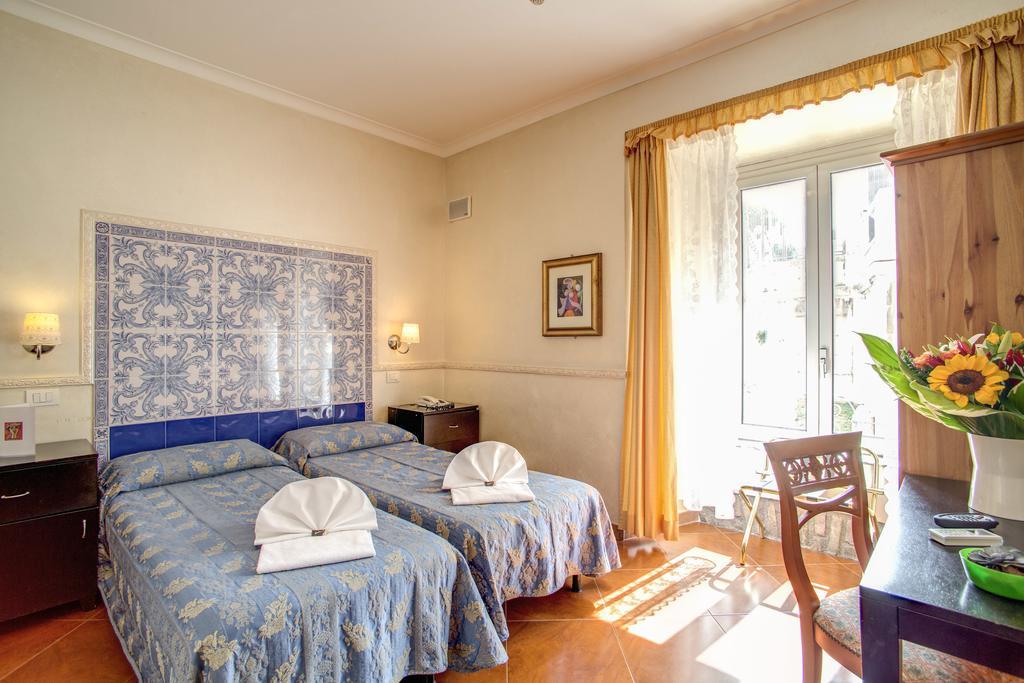 Hotel Picasso Рим Екстер'єр фото